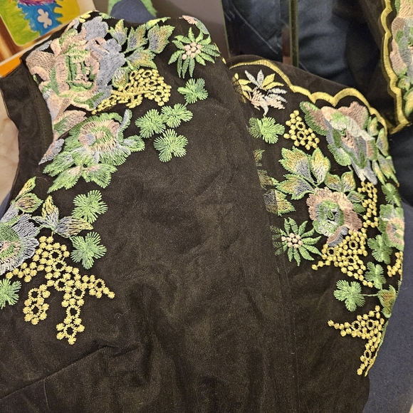 NWT!!! Absolutely Beautiful Donna Ricco Black Floral Mesh Sheath Dress S… - Picture 11 of 11